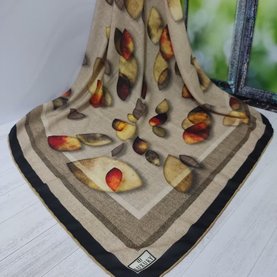 روسری نخی وال درجه یک
کد 005