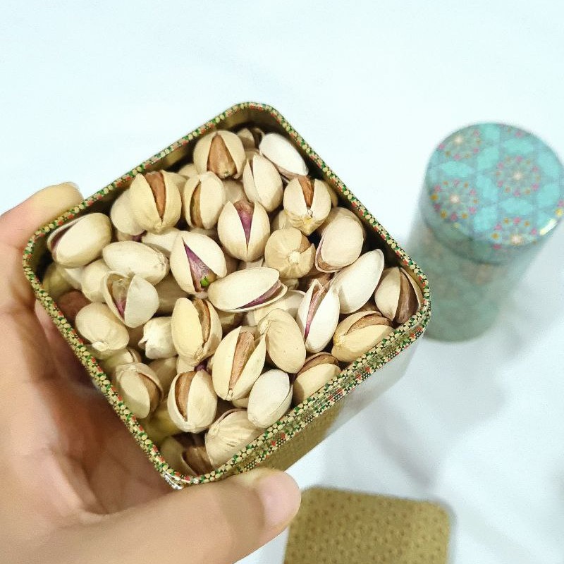 پسته درجه یک