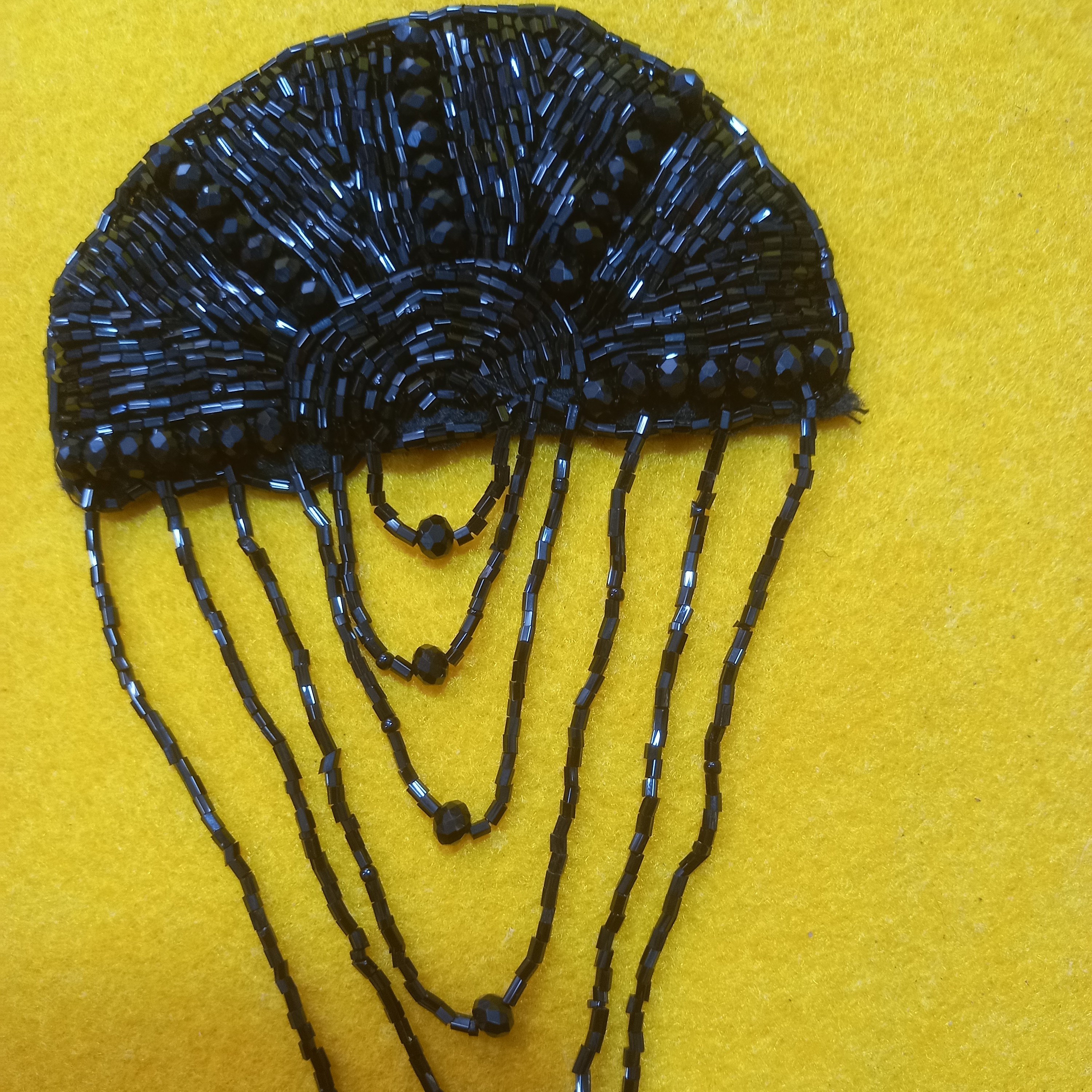 تزین لباس سر دوشی