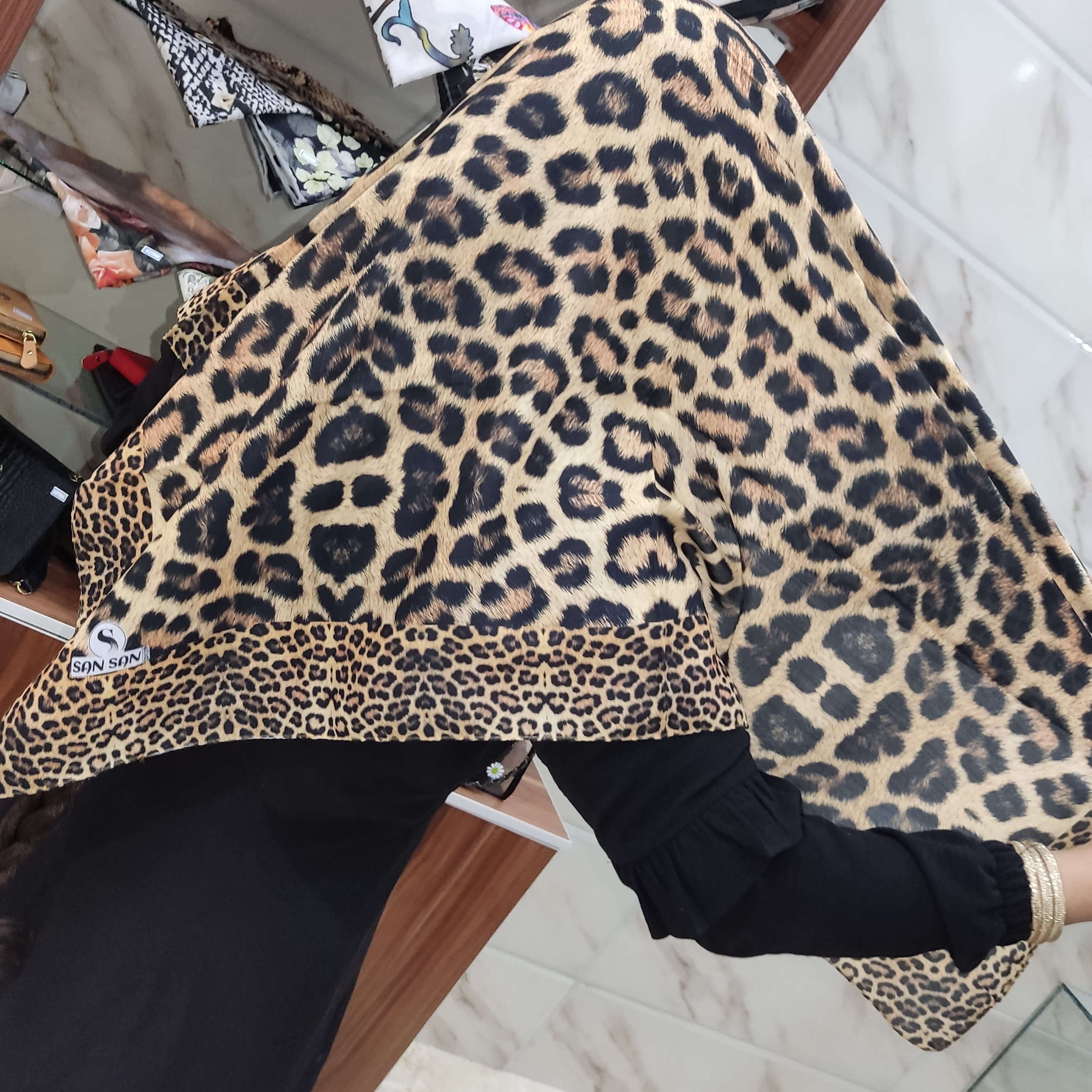 روسری نخی قواره 120 دور دست دوز6