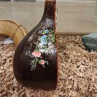 سه تار کاسه یک تکه تهیه شده از،چوب گردو  و توت با کیفیت صدای عالی 