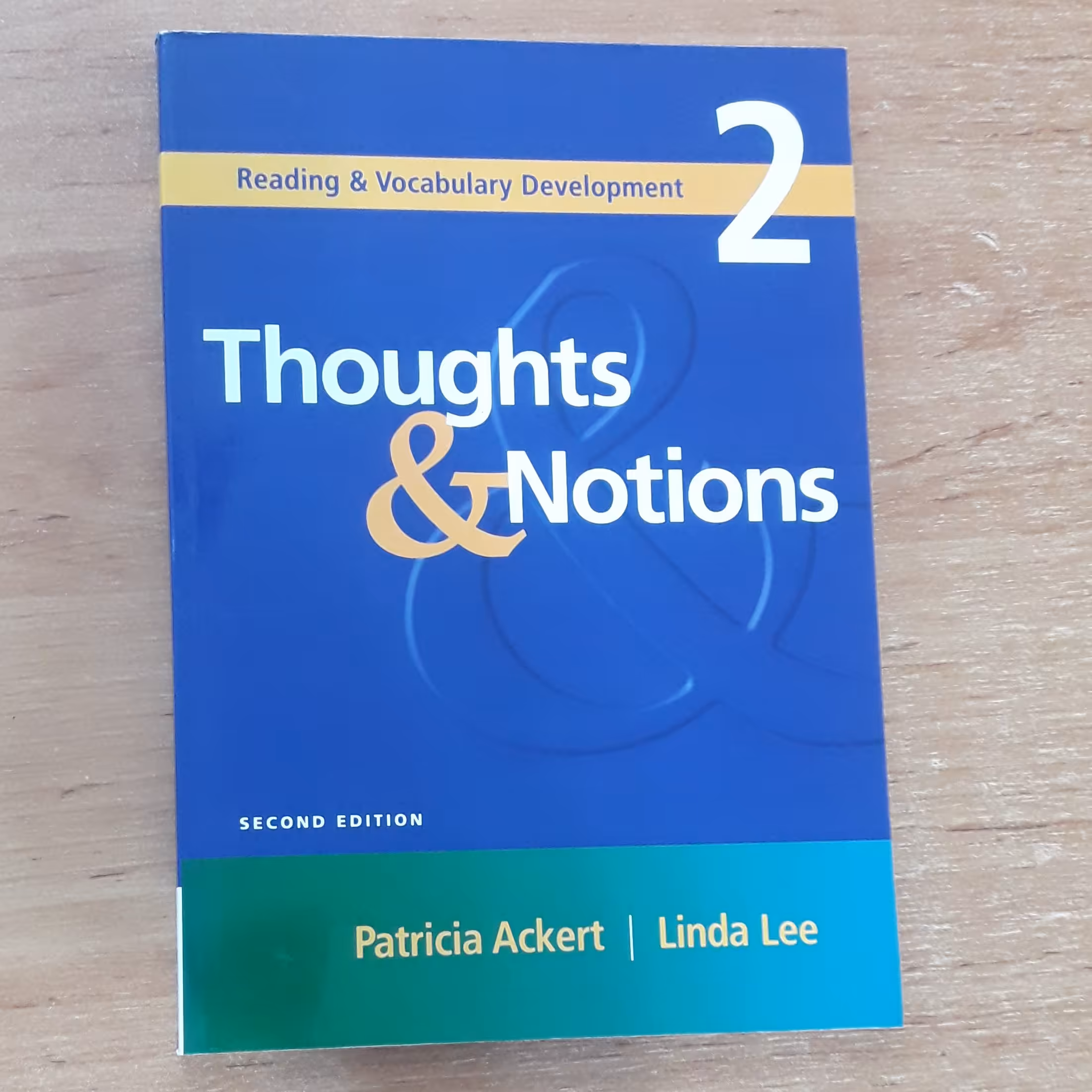 کتاب زبان تات اند نوشن Thoughts and Notions 2 ویرایش 2 همراه با فایل صوتی برای تقویت مهارت ریدینگ
