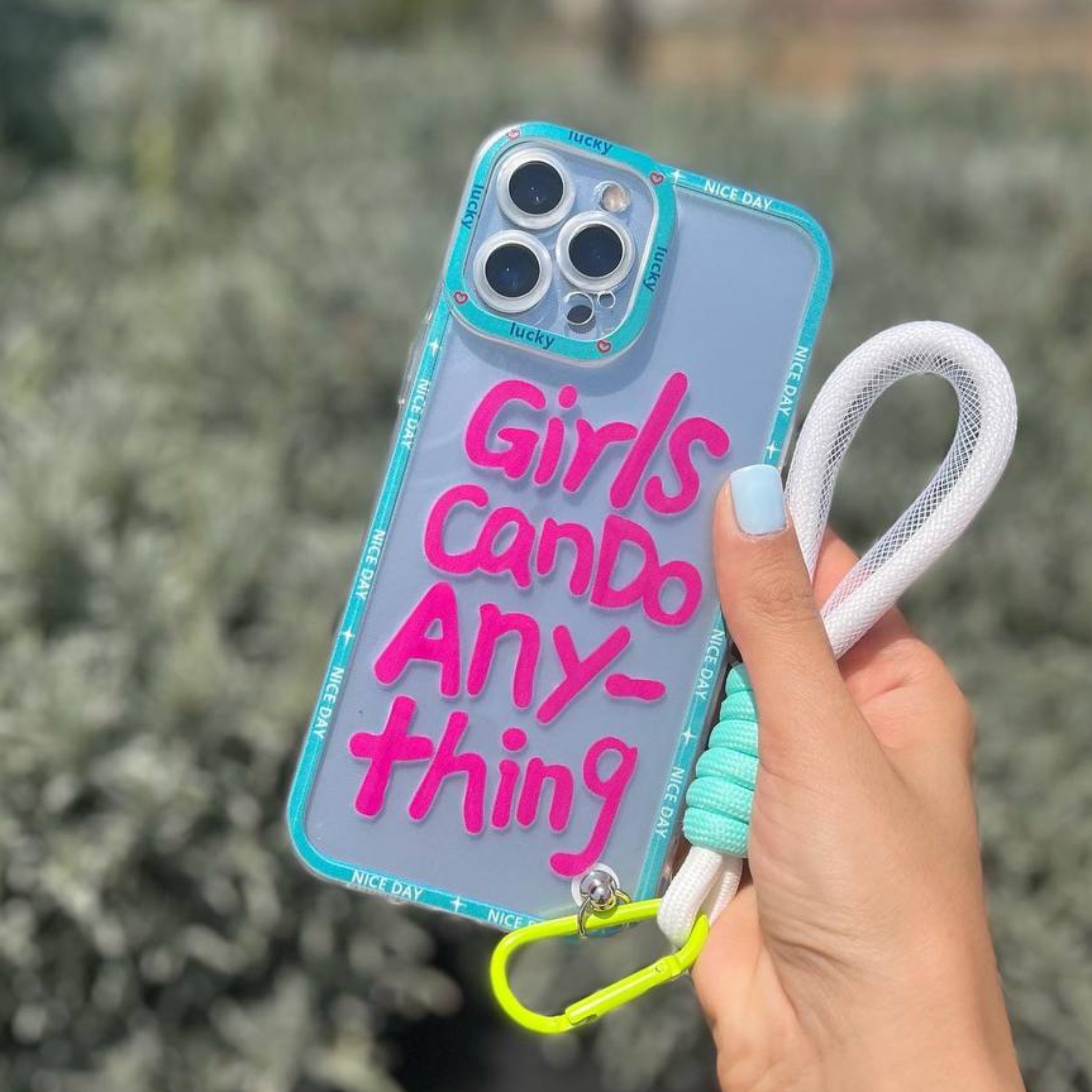 قاب طرحدار ایفون مدل دخترا