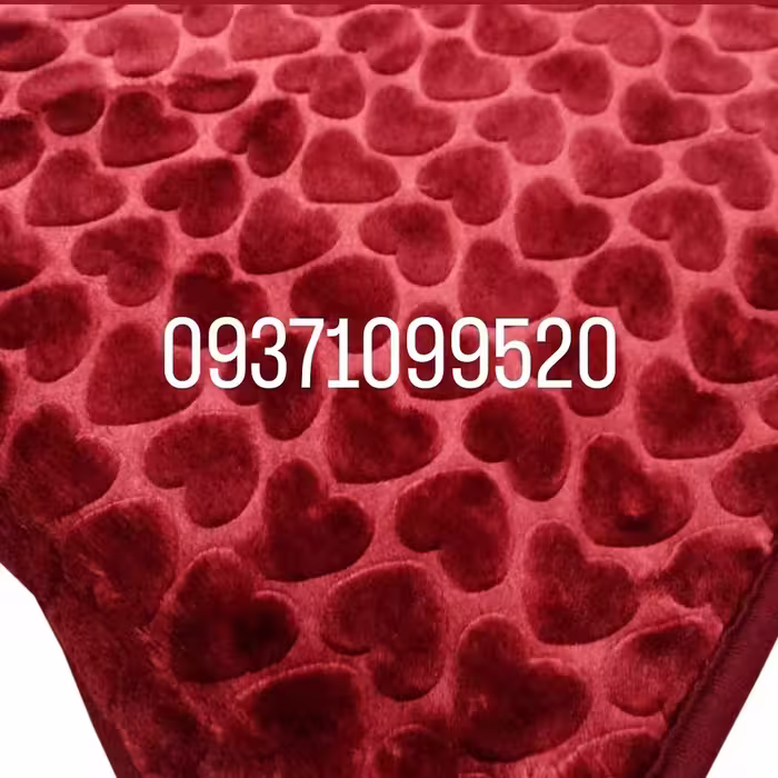 پتو نرمینه یکنفره مدل نگین بسیار لطیف و براق طرح برجسته قلب ساکدار اورجینال رنگ زرشکی 