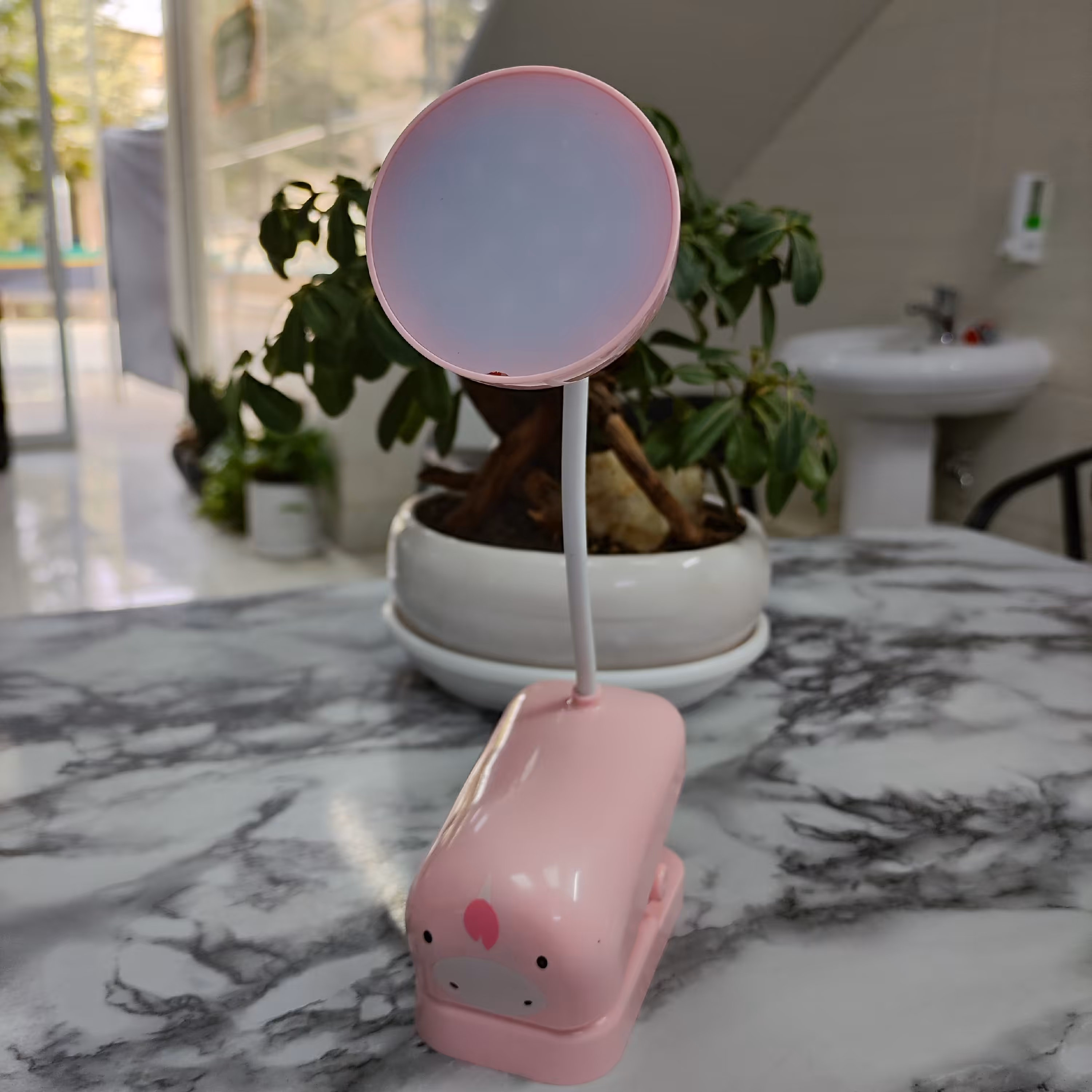 چراغ مطالعه و شب خواب فانتزی گیره ای شارژی کیفیت عالی 