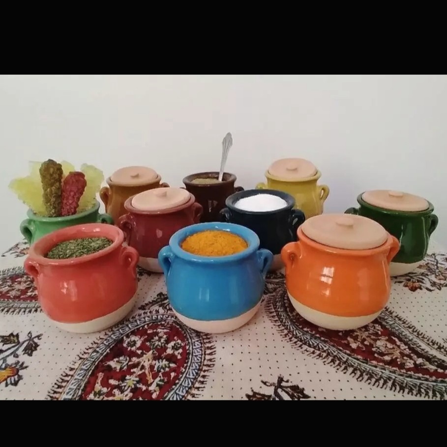 8 عدد دیزی سفالی کوچک (  مناسب جا ادویه و پای سماور )