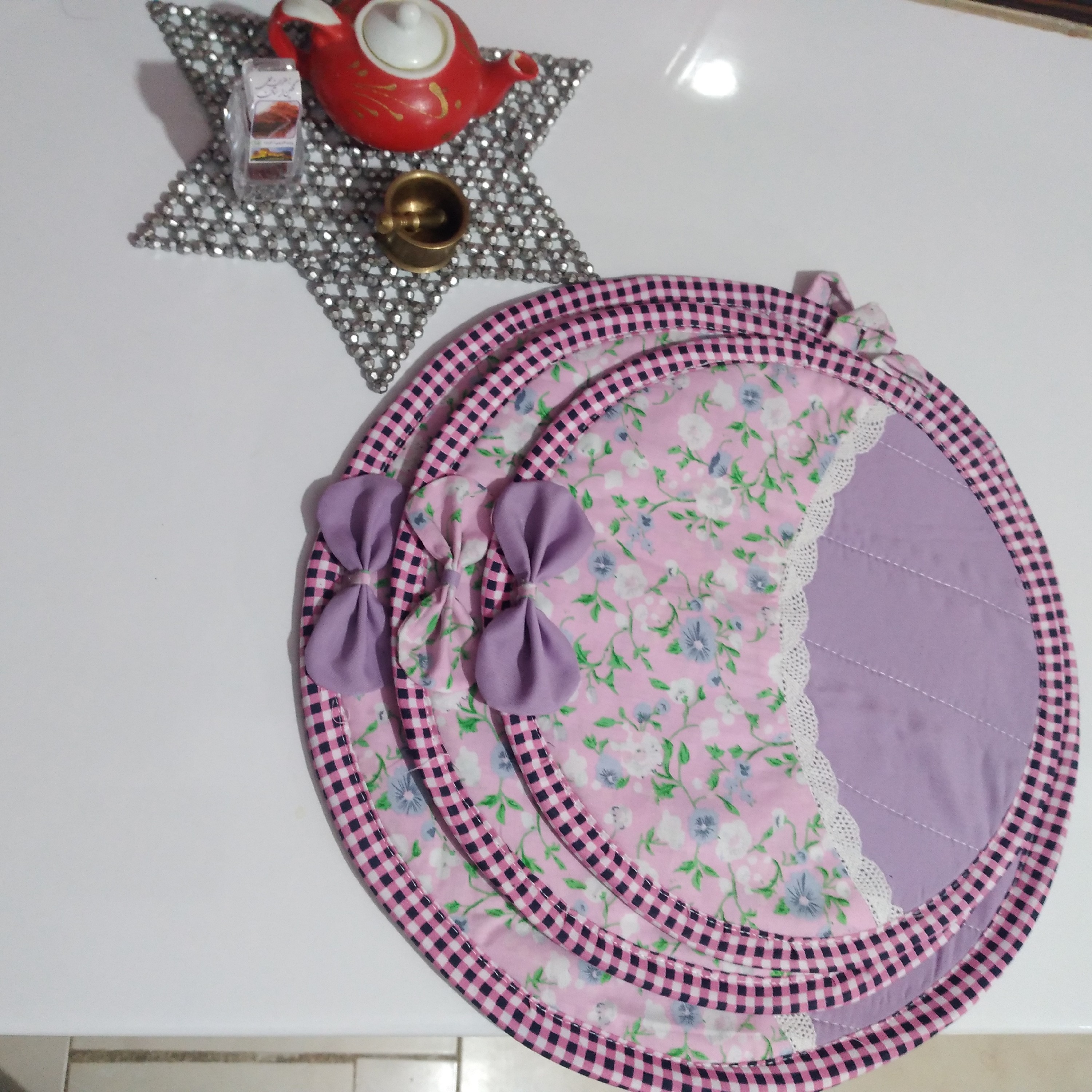 دمکنی مدل ماه