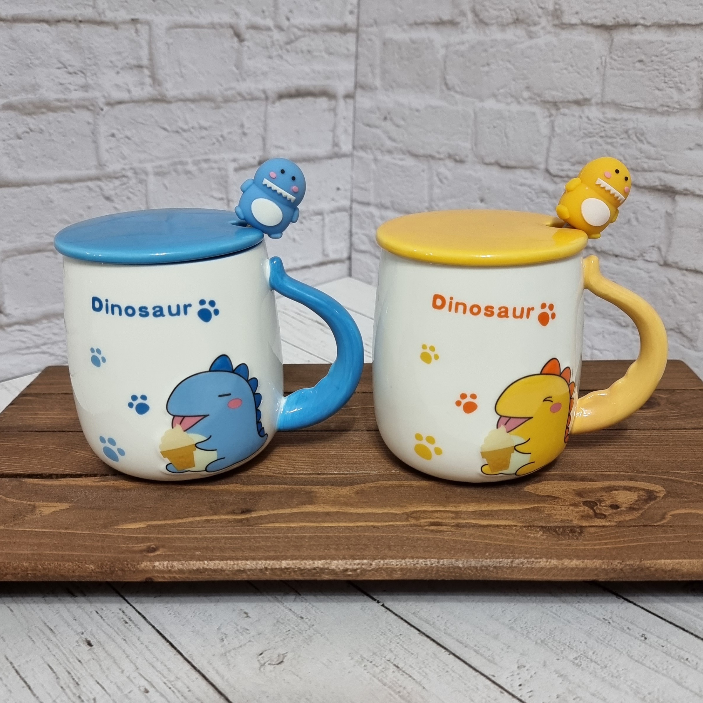 ماگ سرامیکی مدل دایناسور همراه درب سرامیکی و قاشق استیل