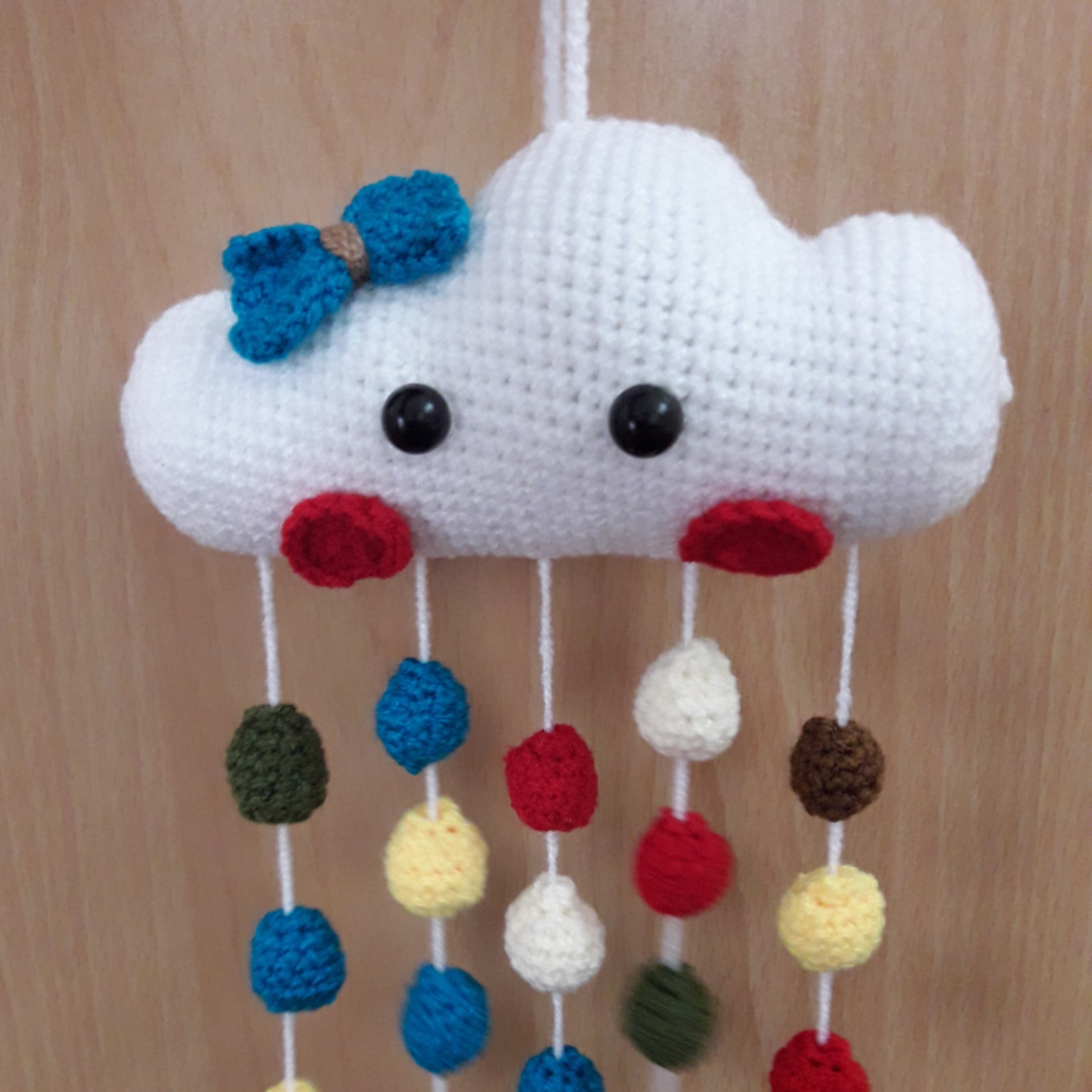 آویز ابر بزرگ