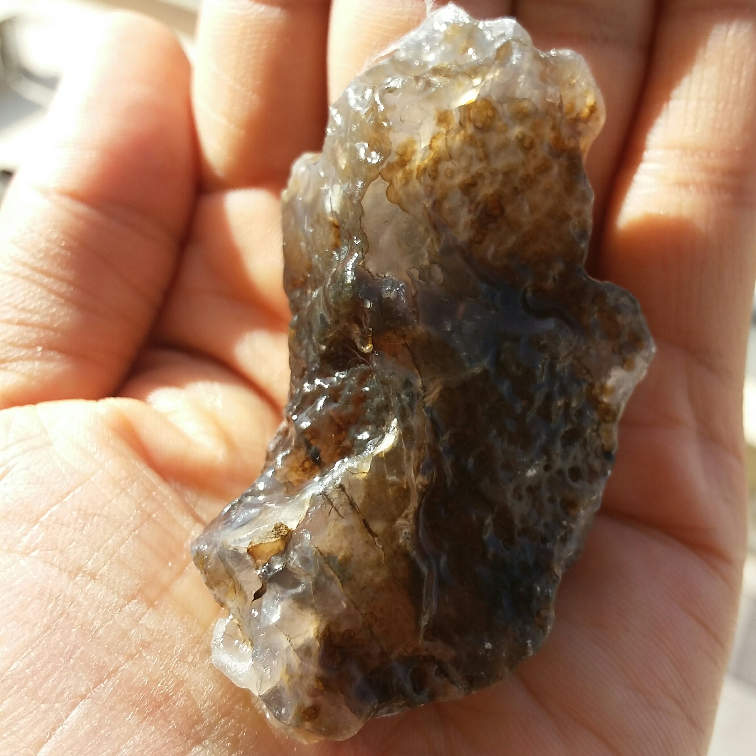 سنگ راف عقیق رنگی خاص دیدنیی
100 درصد طبیعی
شاهکار خلقت با قابلیت ساخت چند نگین دیدنی محشر
