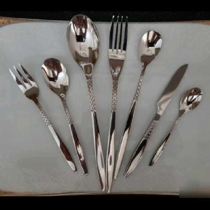سرویس قاشق و چنگال 24 نفره 120 پارچه نقره‌ای یونیک ضمانتی