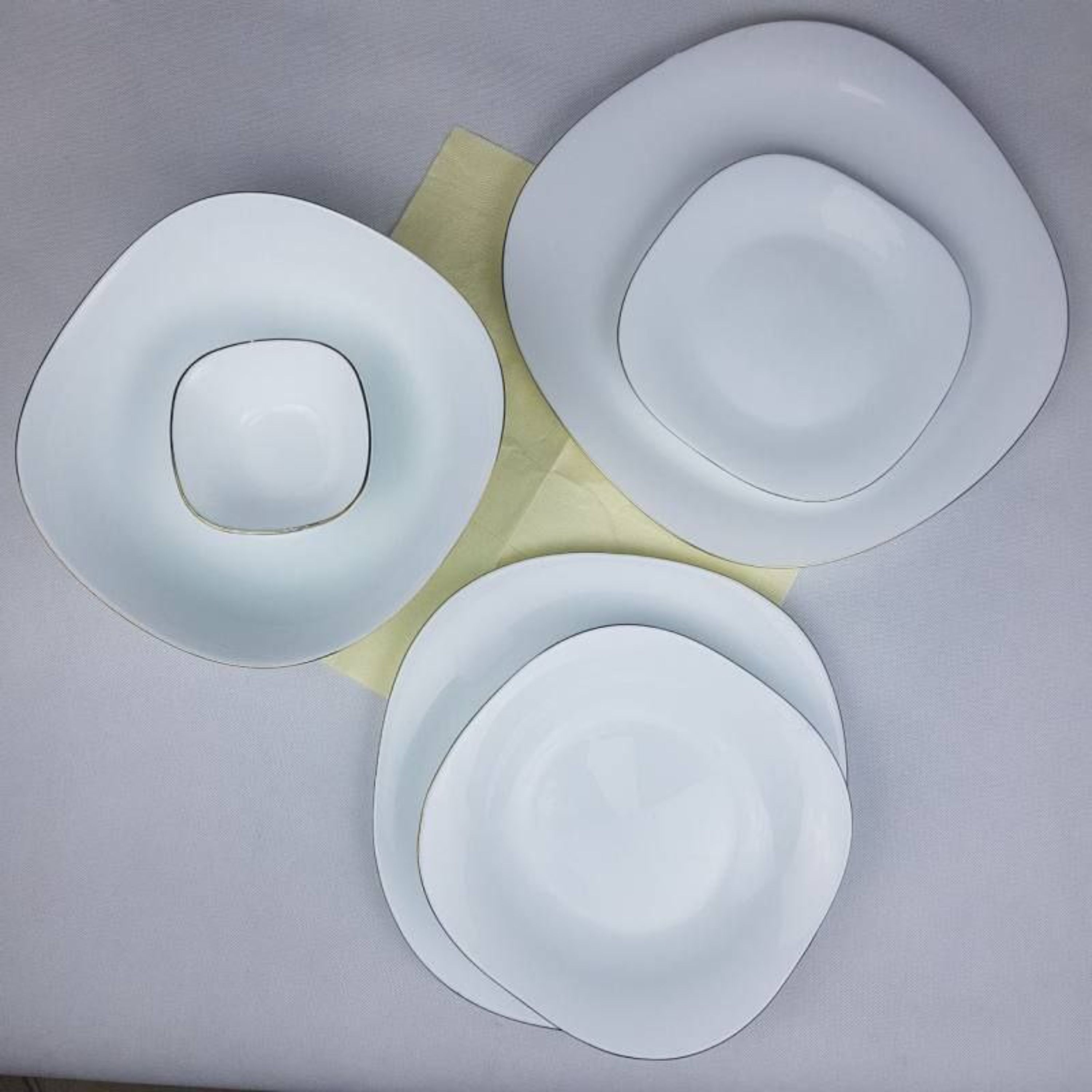 سرویس آرکوپال 26 پارچه مربع خط طلا برند Dino