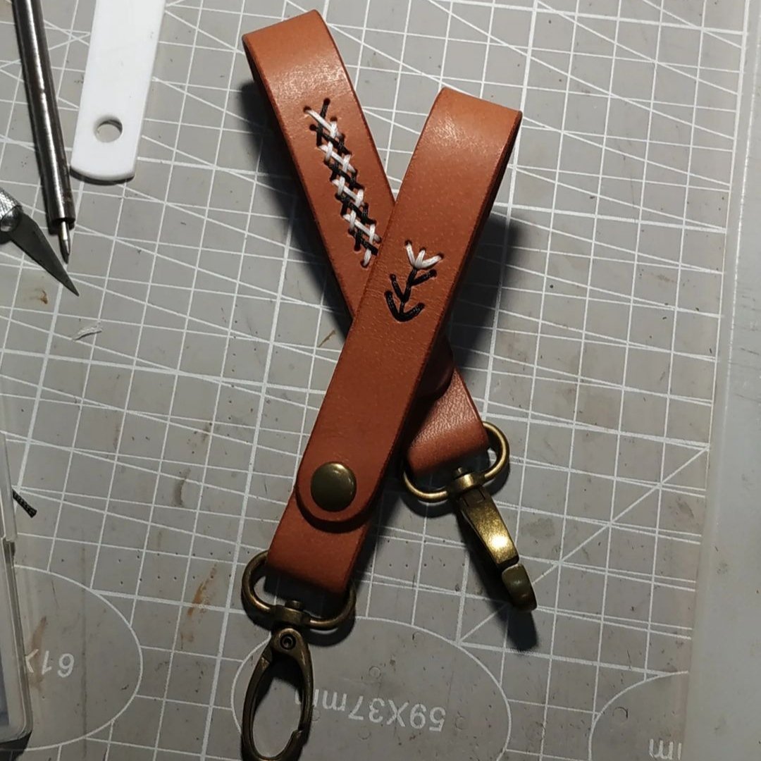 سرسوئیچی چرم طبیعی 