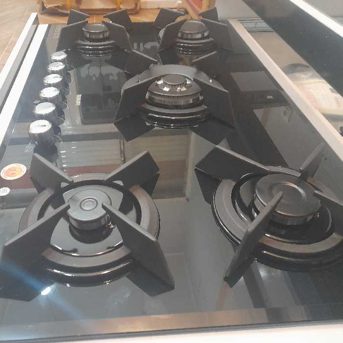 گاز صفحه ای یانان  دارای 5 سال گارانتی و با ترموکوبل(هزینه ی پس کرایه بر عهده مشتری)