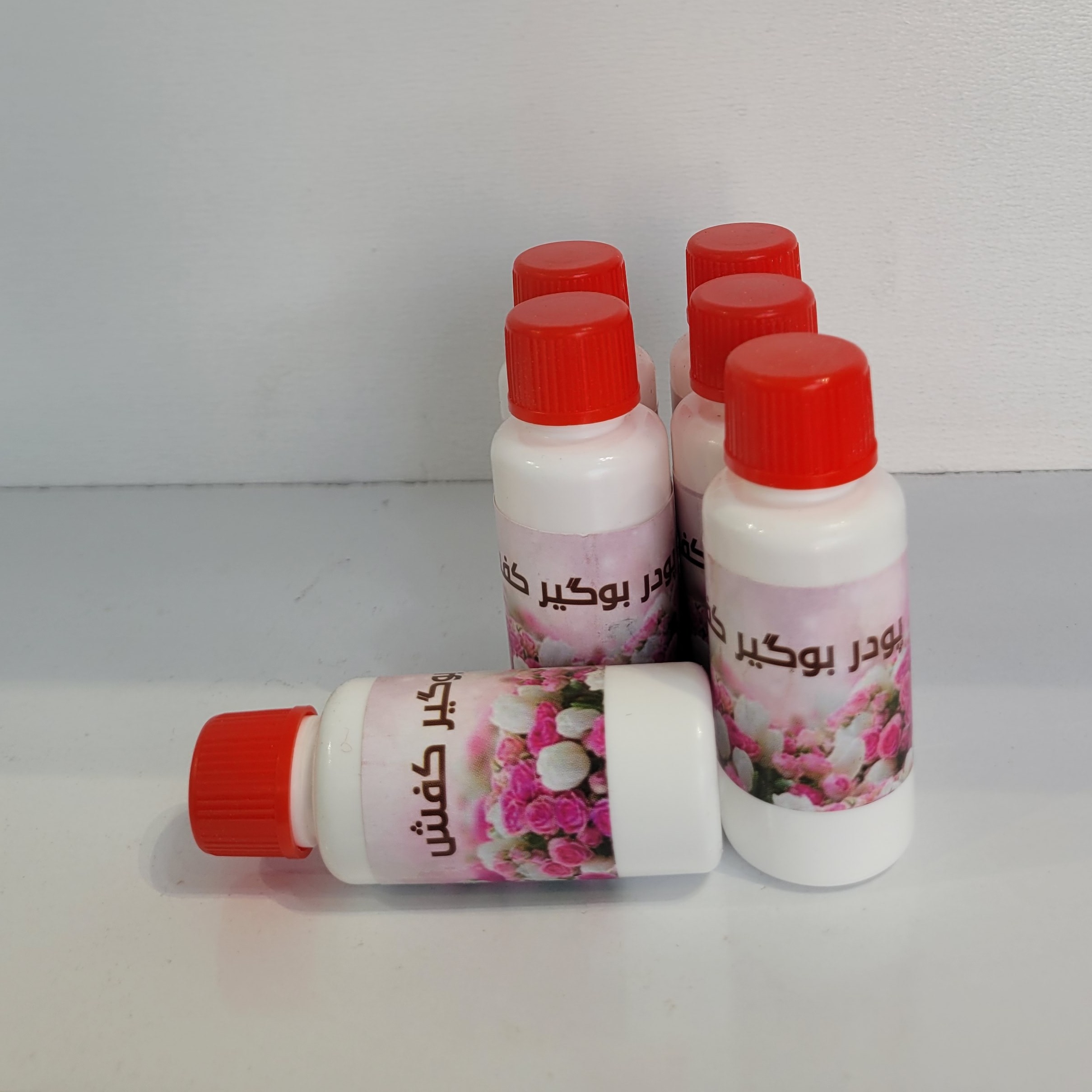 پودر بوگیر کفش قیمت مناسب بوگیر جذب کننده بوی بد کفش