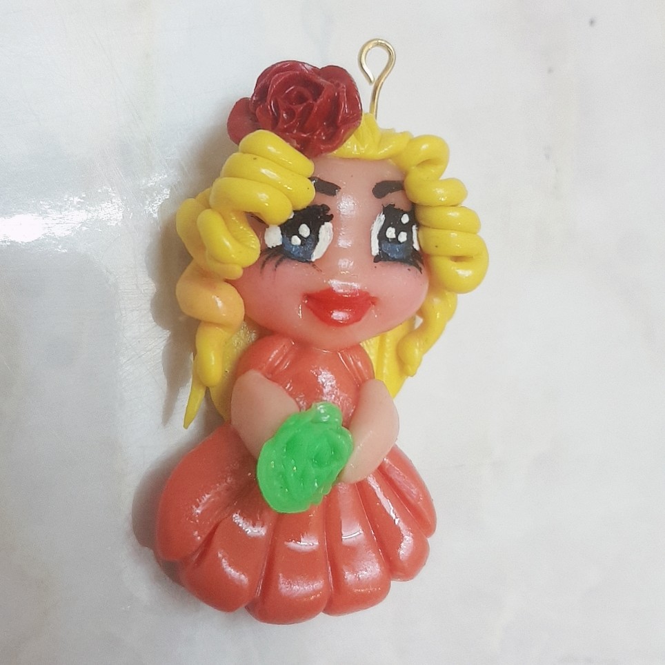 آویز عروسکی