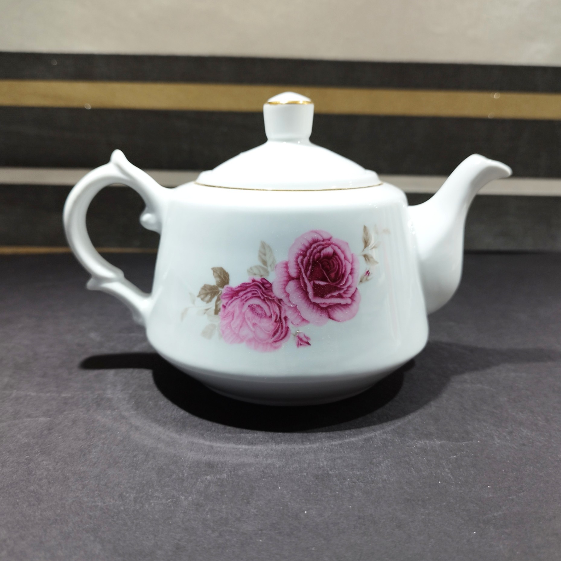 قوری رزفلاور لندنی - قوری چینی ته پهن - قوری چینی زرین - ارسال رایگان