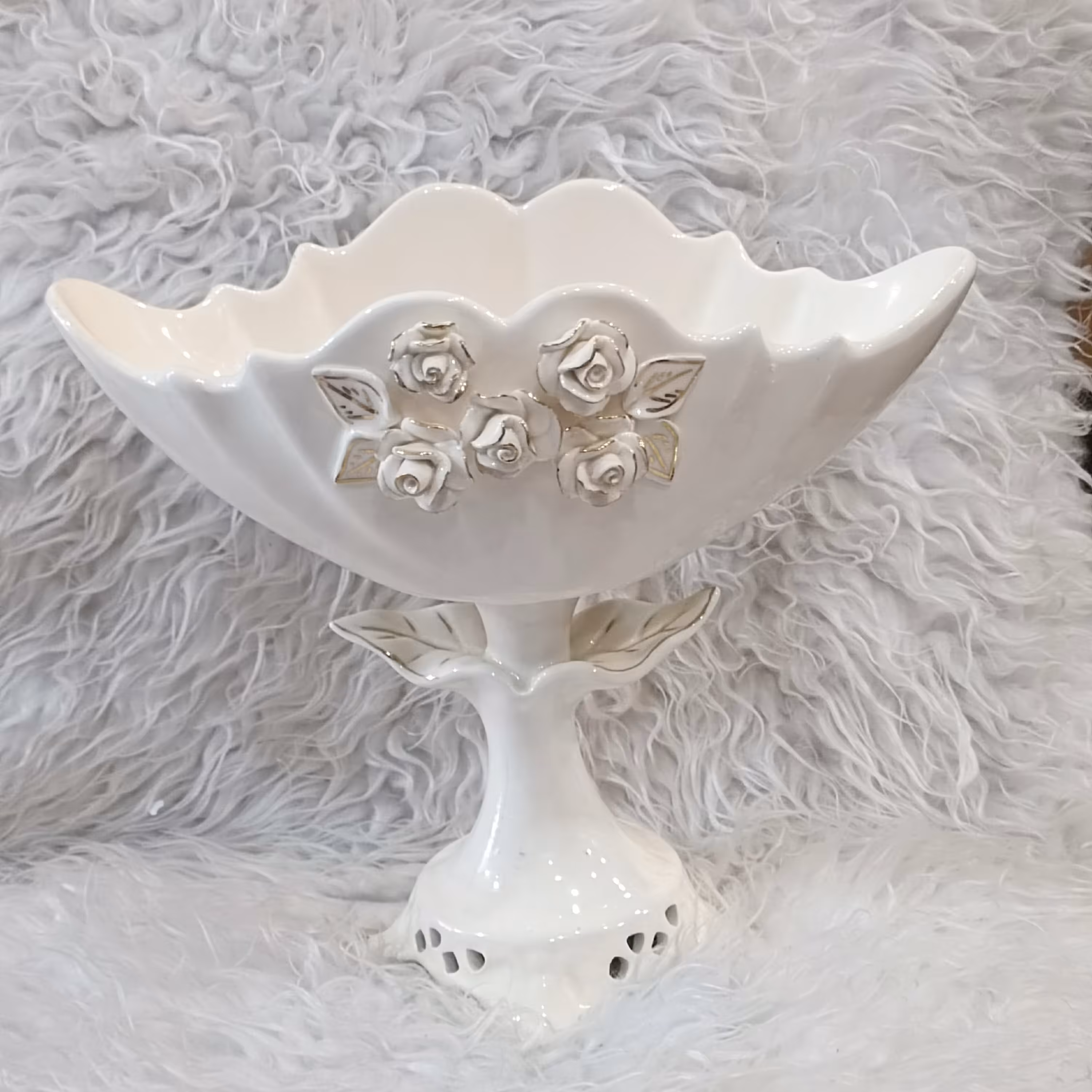 کشکول میوه یا آجیل سرامیکی گل برجسته از جنس سرامیک با کیفیت ابعاد 29در 14س و ارتفاع 25س