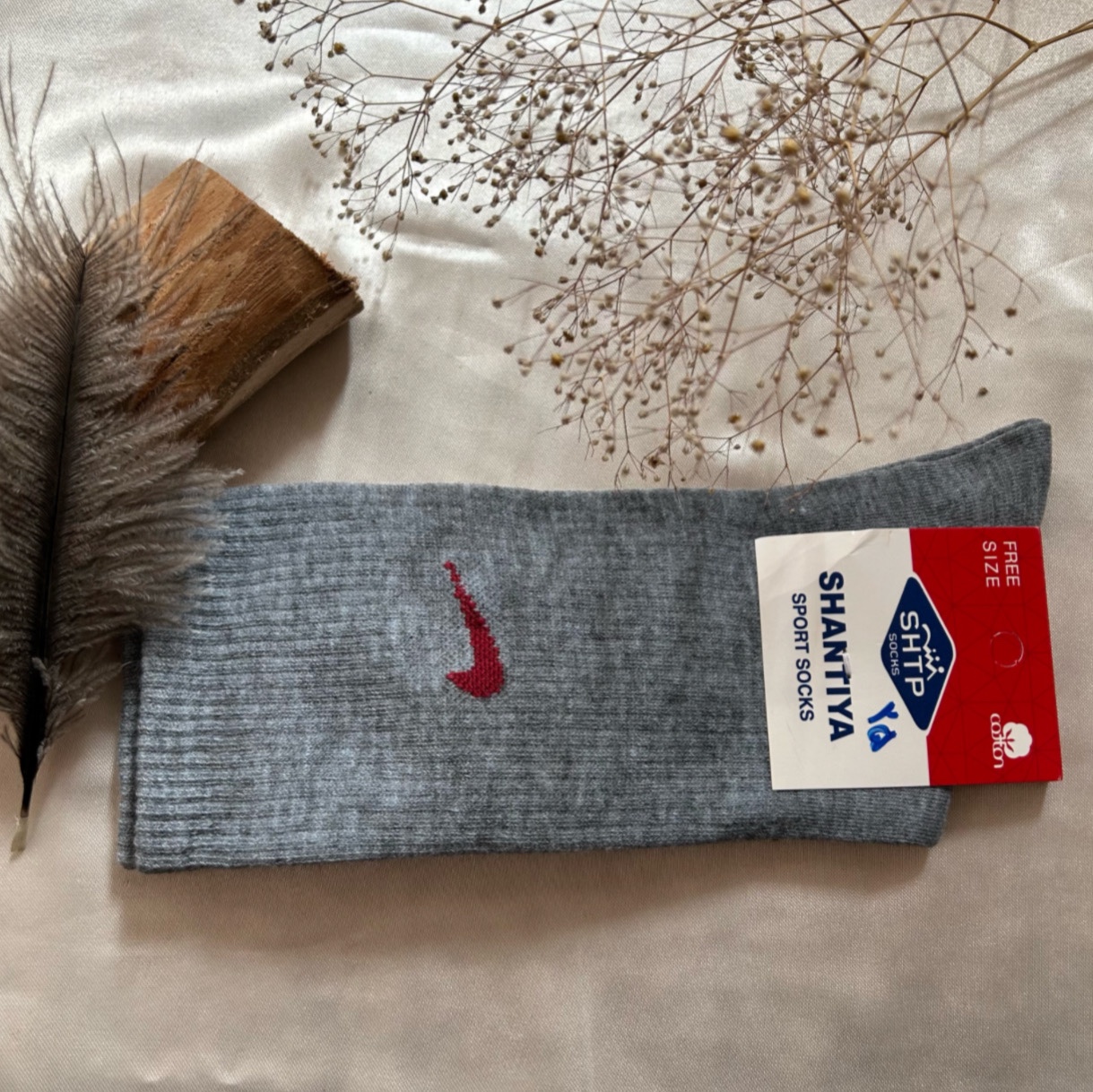 جوراب زنانه دخترانه پسرانه ساق بلند نایک قرمز