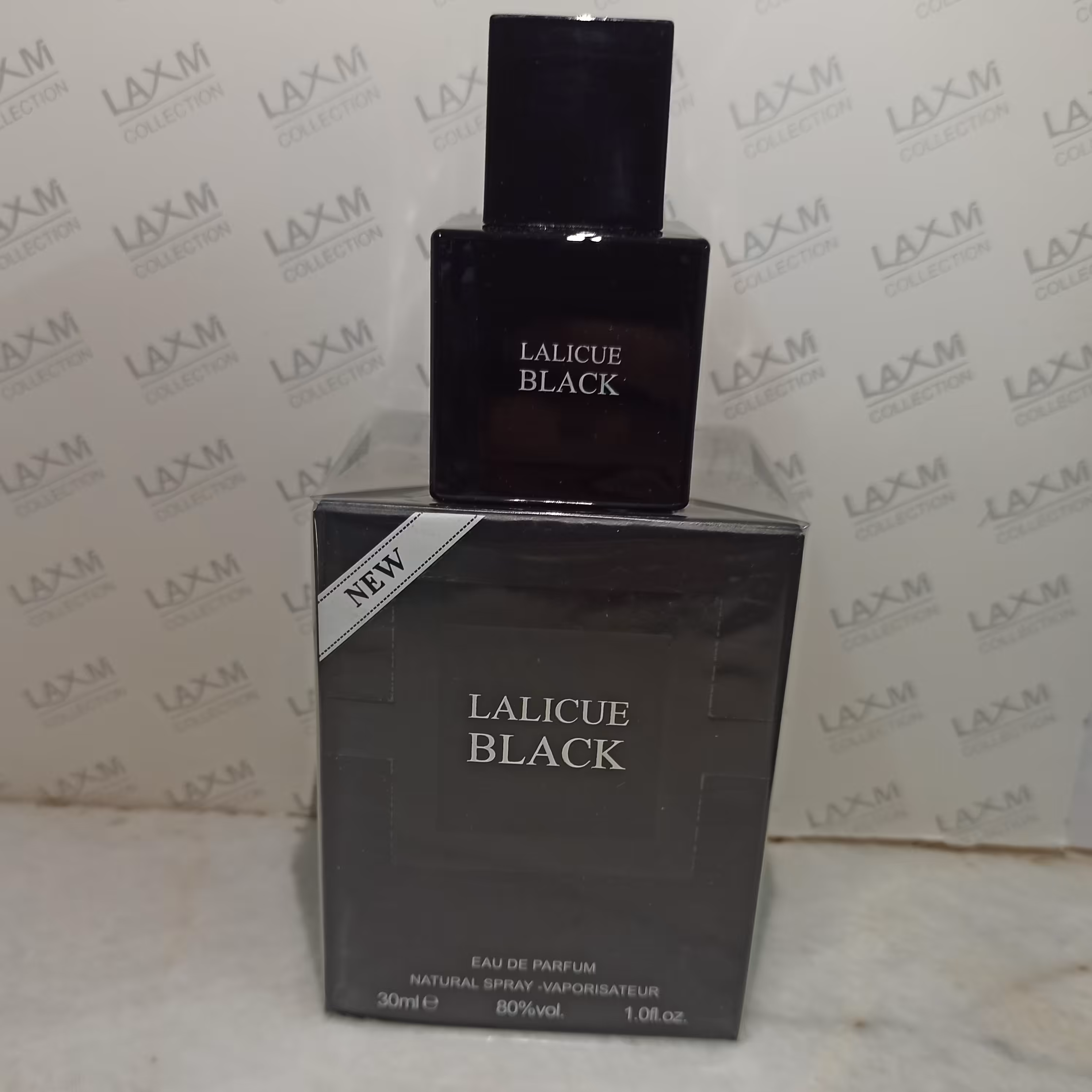 عطر ادکلن لالیک مشکی
انکر نویرLalique Encre Noire

حجم 30 میل