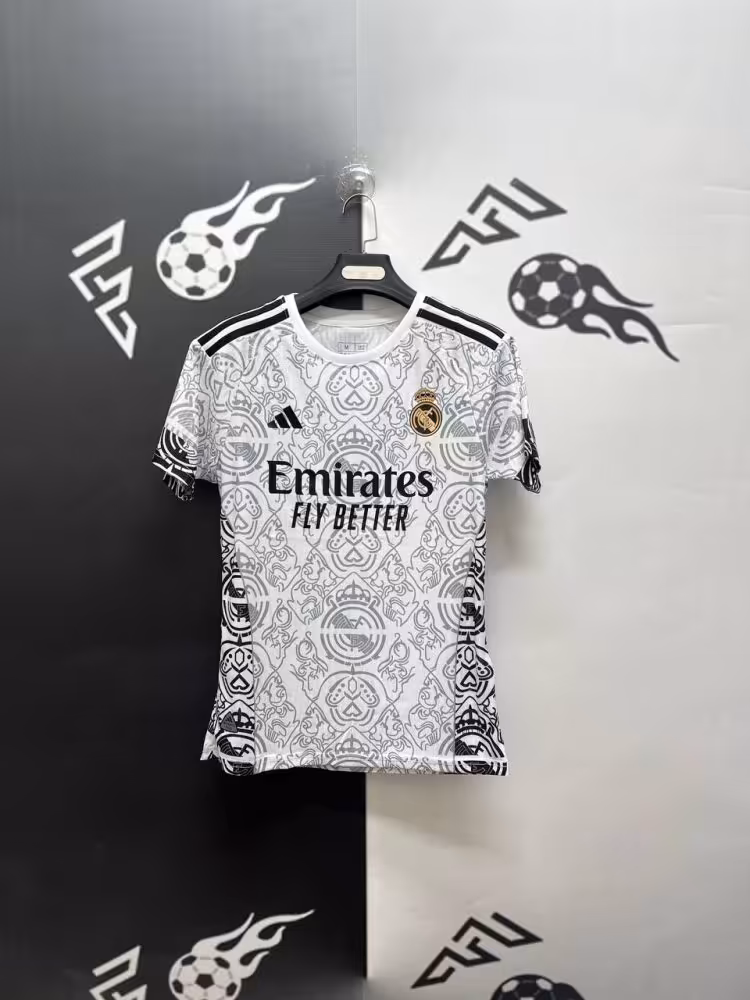 کیت سلطنتی رئال مادرید پلیری