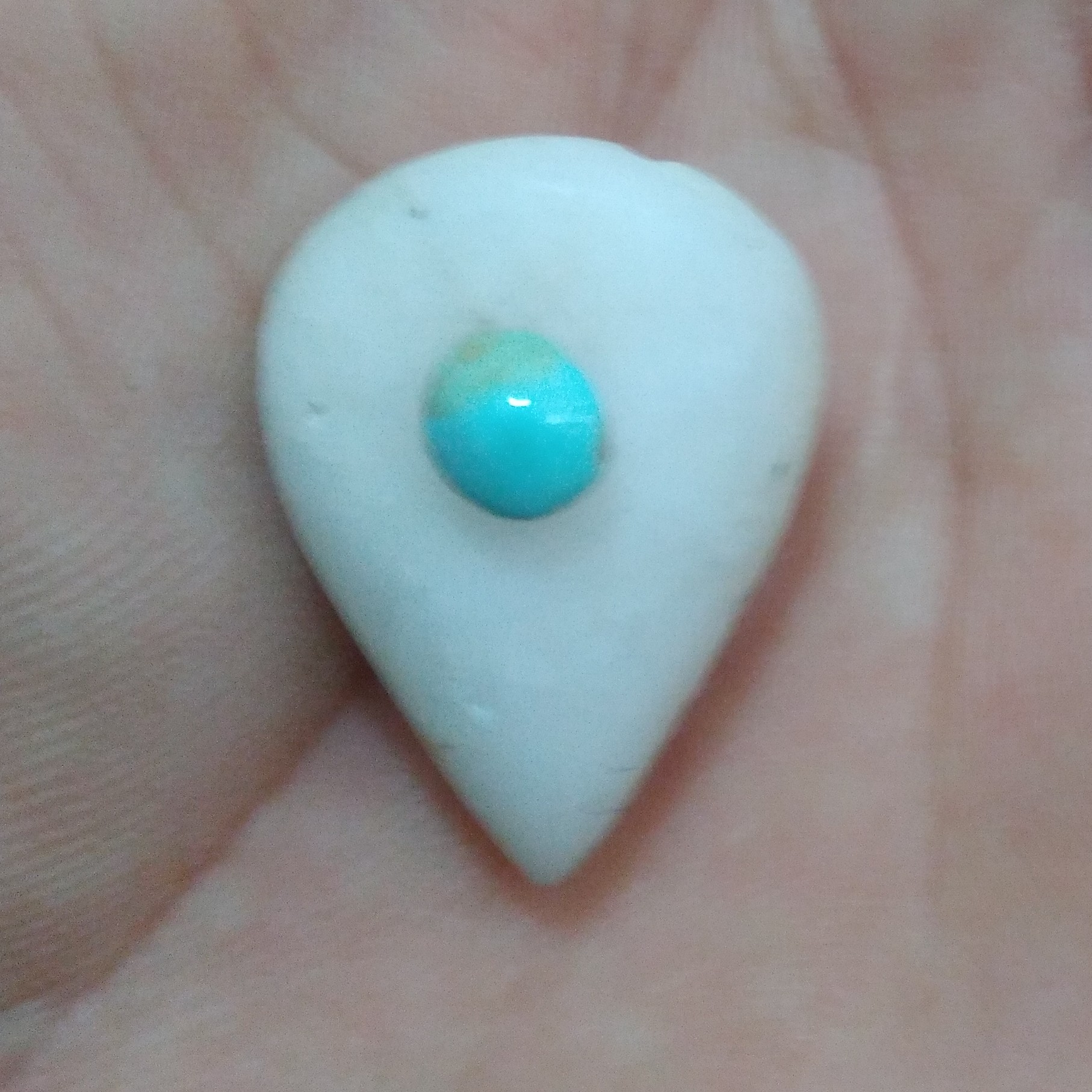 تراش اشک عقیق با نگین فیروزه