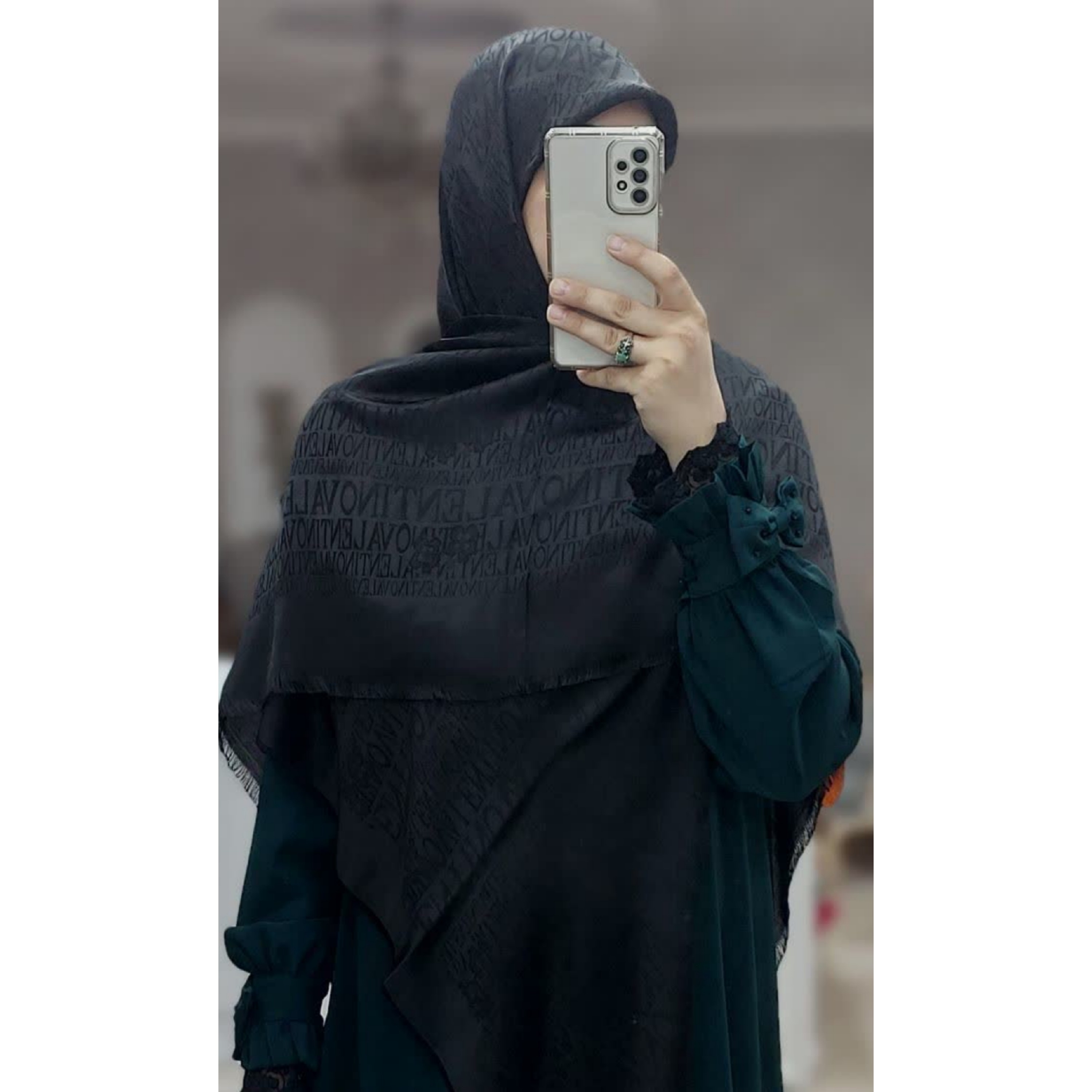روسری قواره بزرگ بامبو مشکی دور ریش دور دست دوز