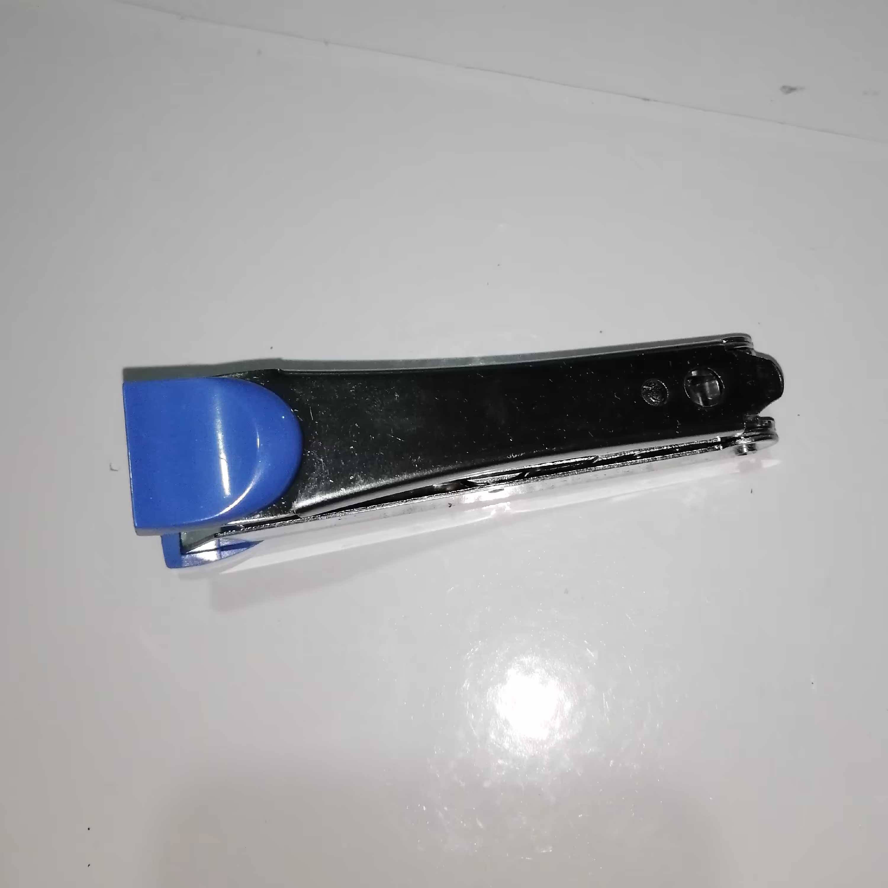 منگنه کوچک رنگ آبی مارک کانگورو 