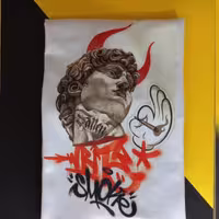 چاپ روی تیشرت با عکس دلخواه شما قابل شستشو و رنگ ثابت دارای سایز بندی