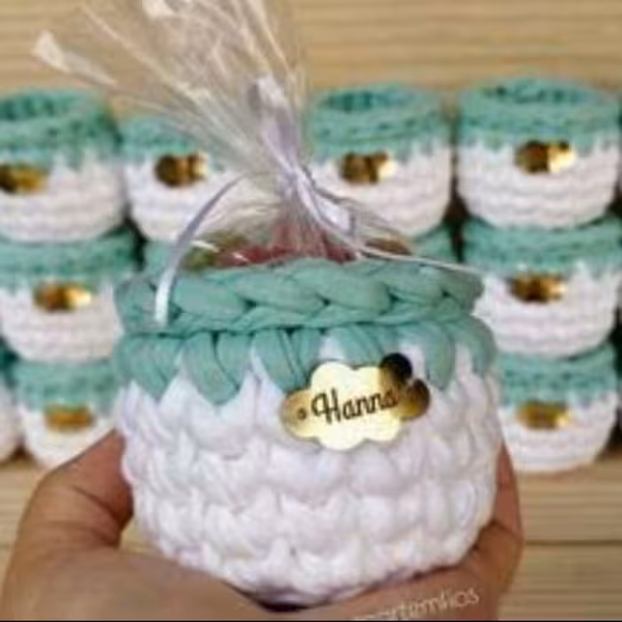 گیفت تریکویی. مناسب برای جشن تولد و مراسم های خاص