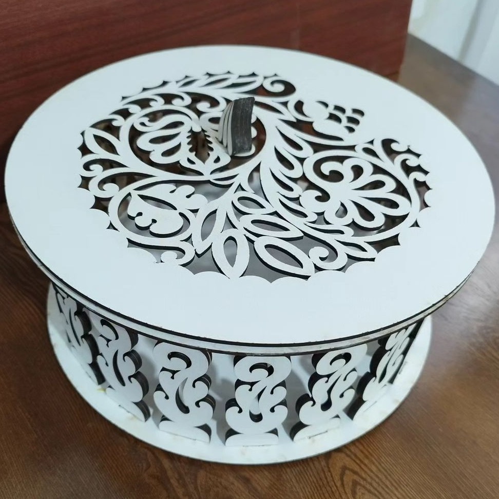 شکلات خوری چوبی 