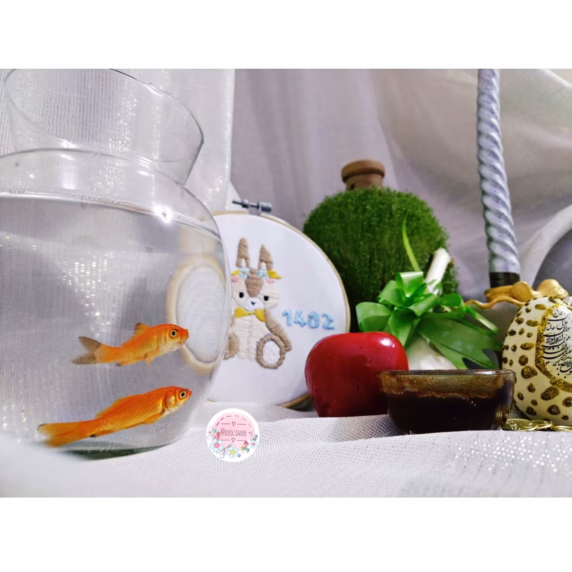 دیوارکوب گلدوزی نماد سال 1402