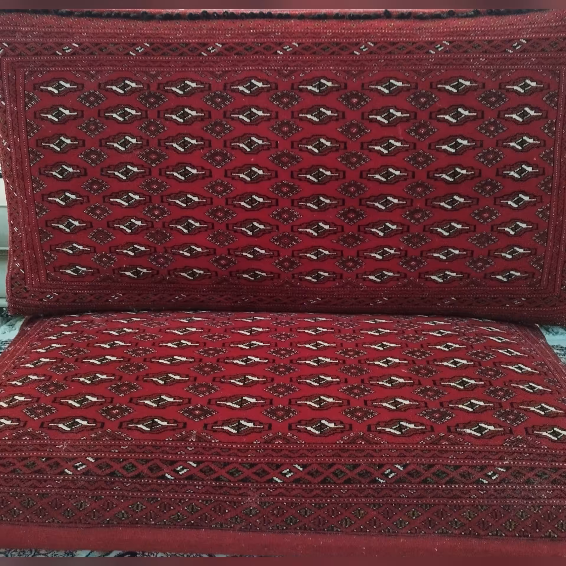 پشتی قالی دستباف طرح ترکمن