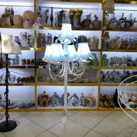 لوستر  گلدار  ایستاده پنج شعله با بدنه فلزی آباژور ایستاده طرح انگلیش هوم آباژور گلدار فلزی