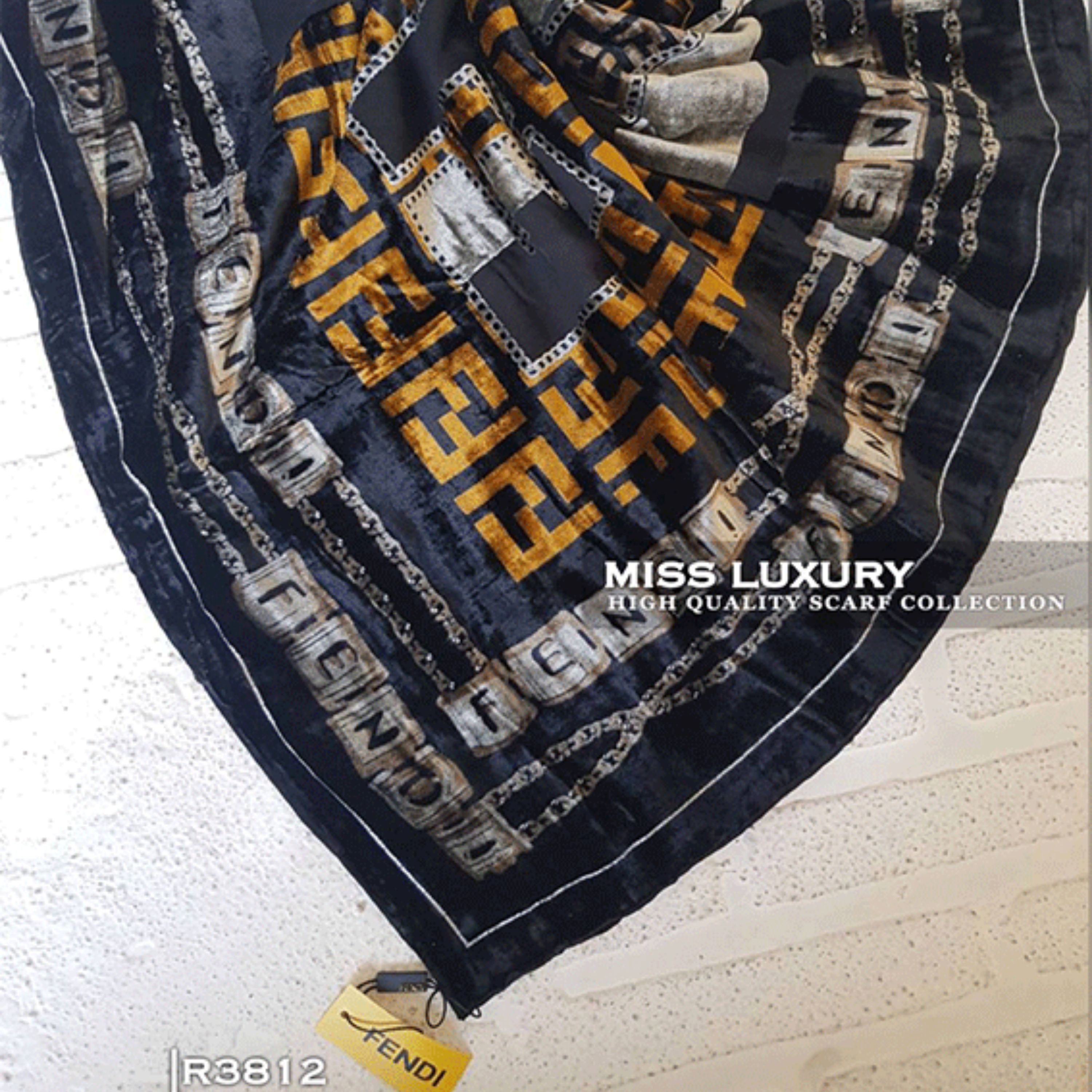 روسری حریر مخمل R3812