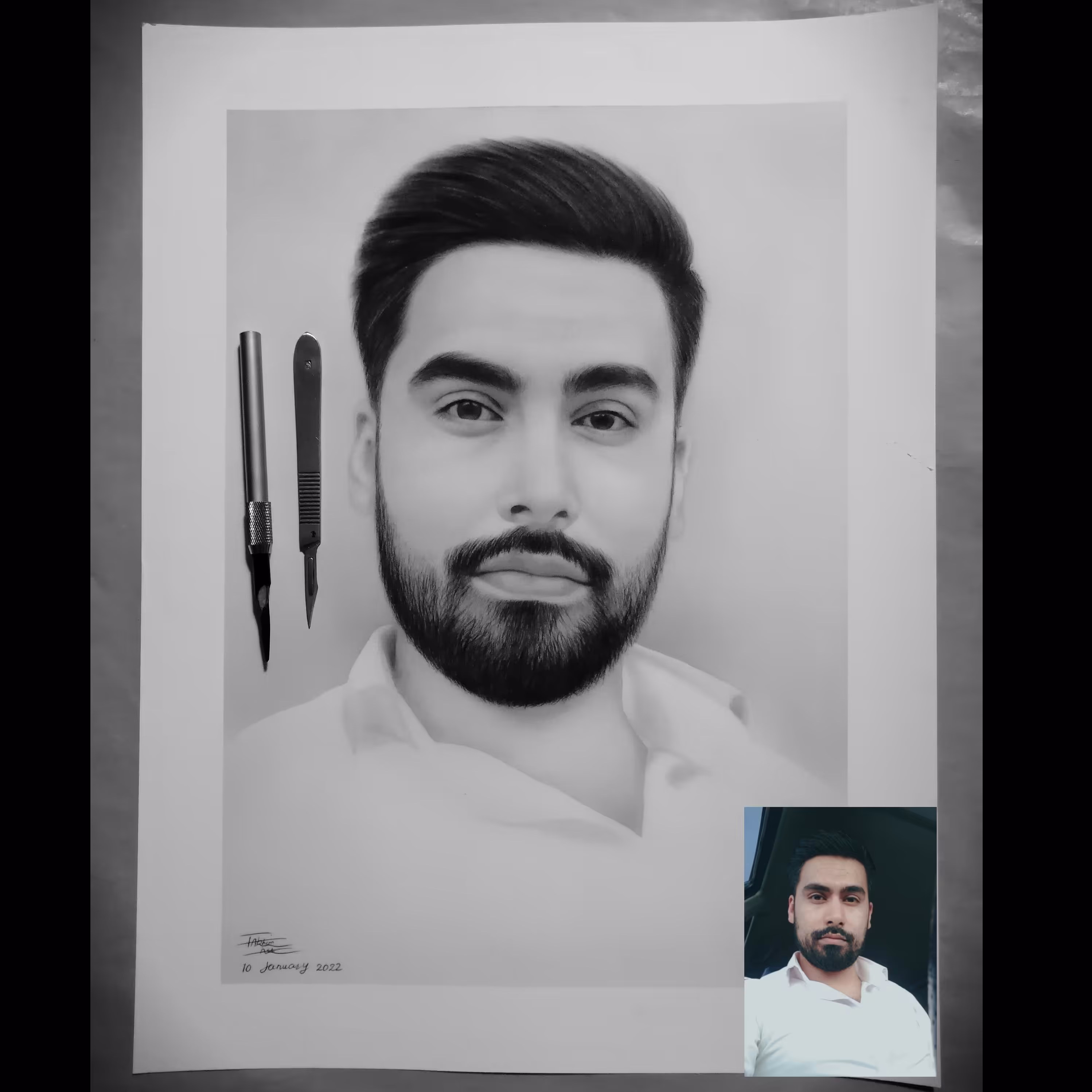 طراحی چهره به سفارش مشتری گرامی ، ابعاد 30 در 40 ، سبک فتورئالیسم