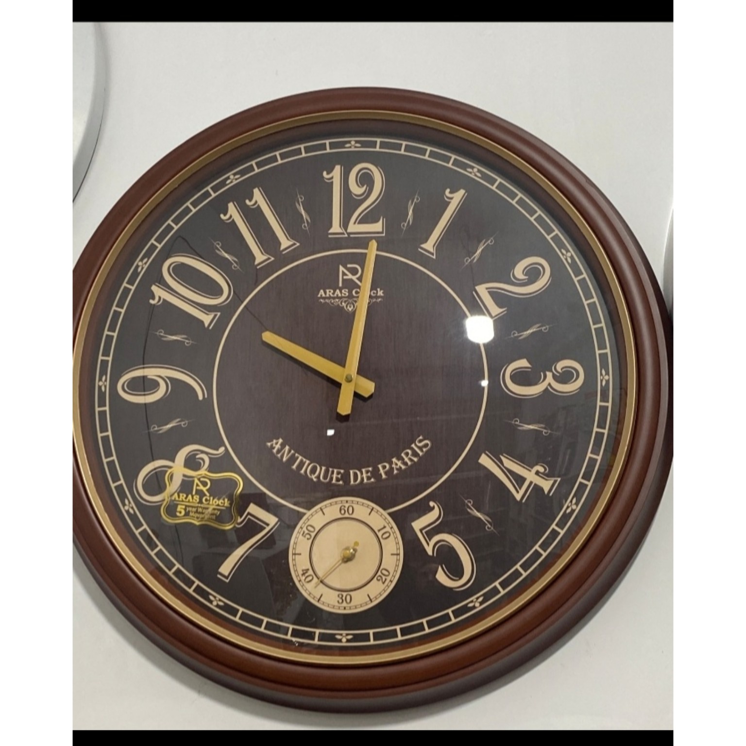 ساعت دیواری 