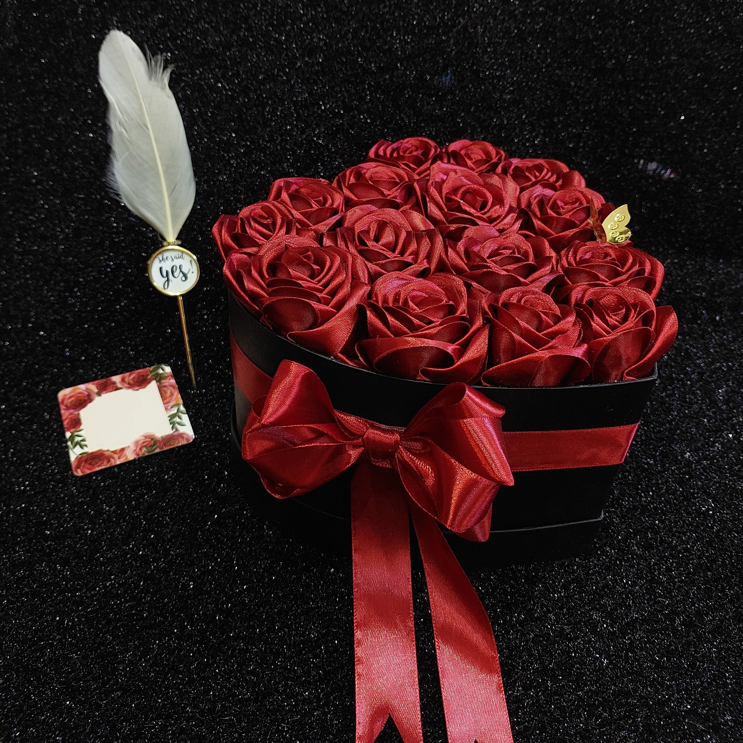 باکس گل مصنوعی