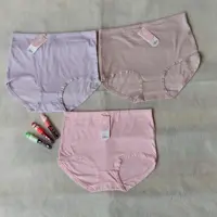 شورت گندار  نخی وارداتی زنانه در 3 رنگ مناسب سایز 42 تا 52 