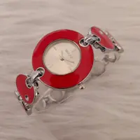 ساعت زنانه والار طرح سرامیکی
کیفیت عالی