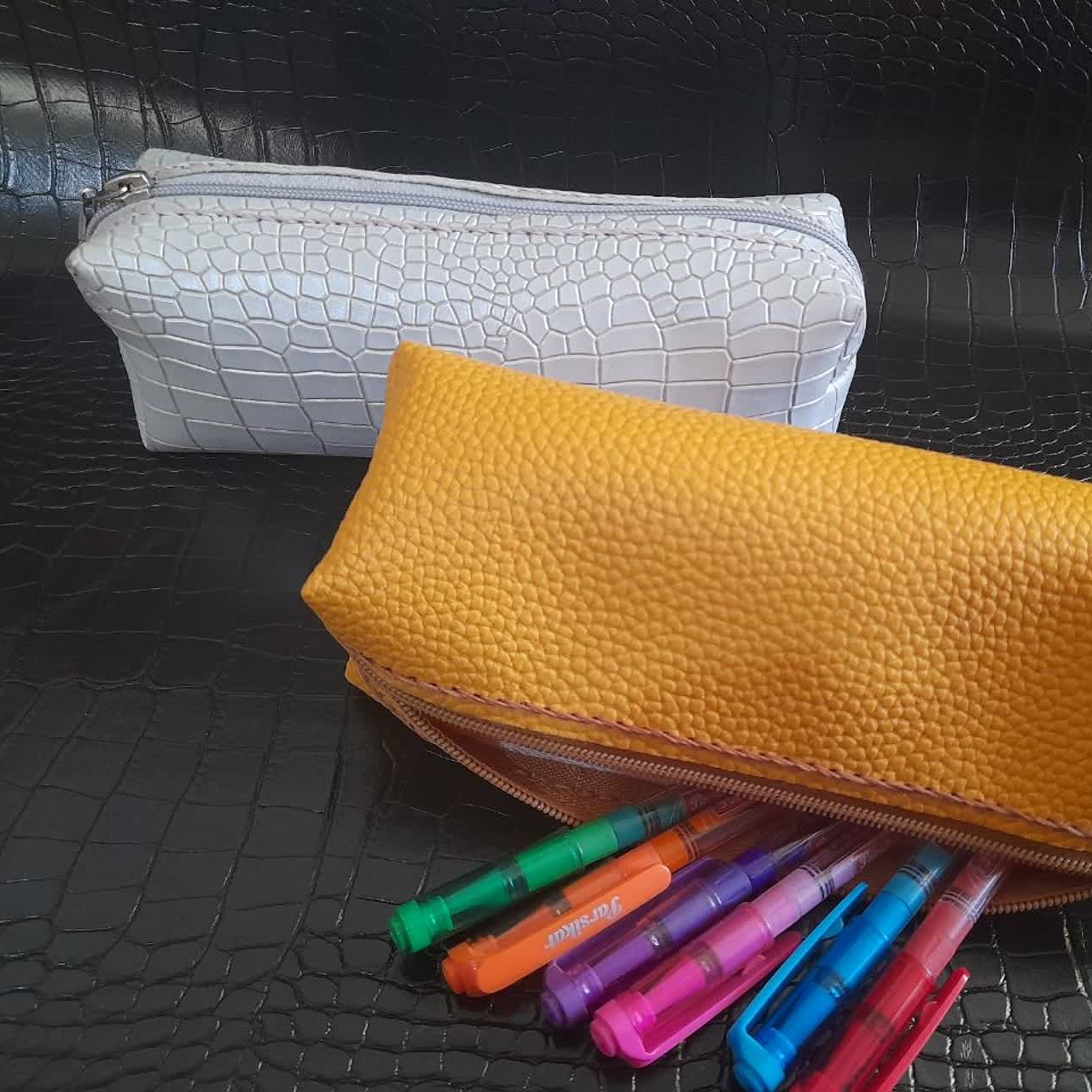 جامدادی و کیف لوازم آرایش