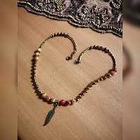 گردنبند کوتاه سنتی طراحی ویژه نیلاگالری رنگ قهوه ای