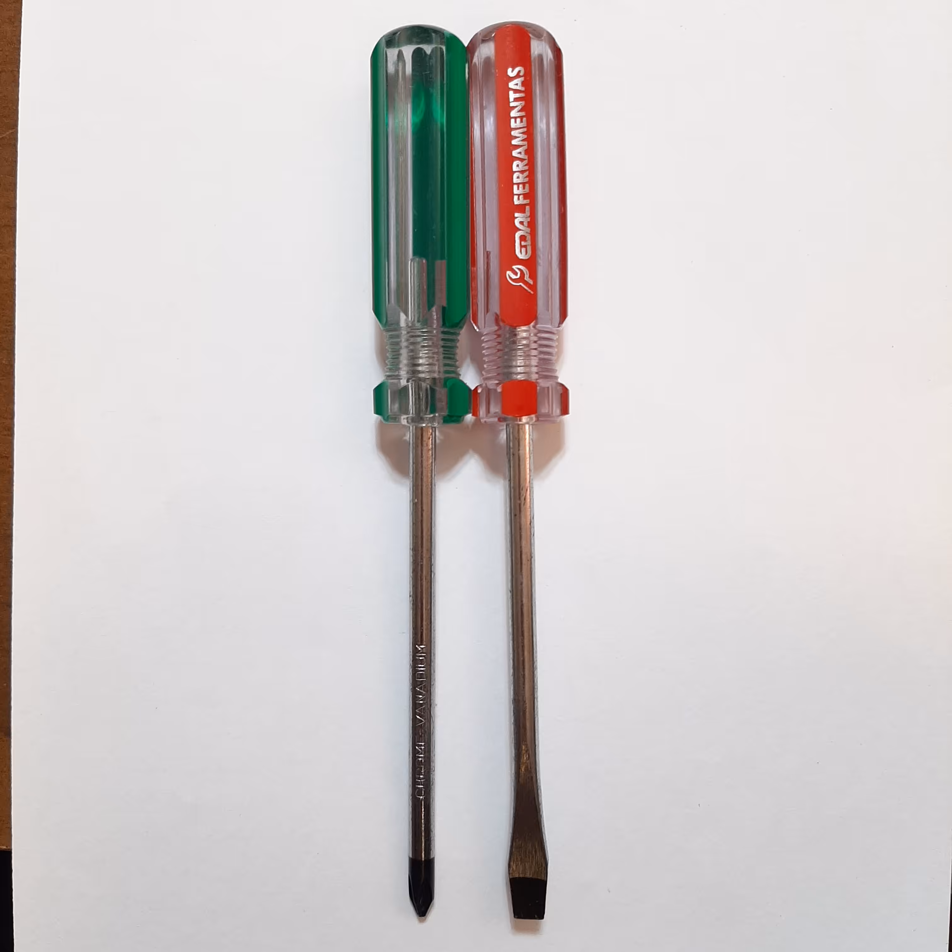 دو عدد پیچ گوشتی تخت و چهارسو