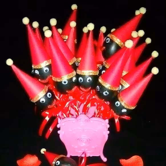 گیفت حاجی فیروز