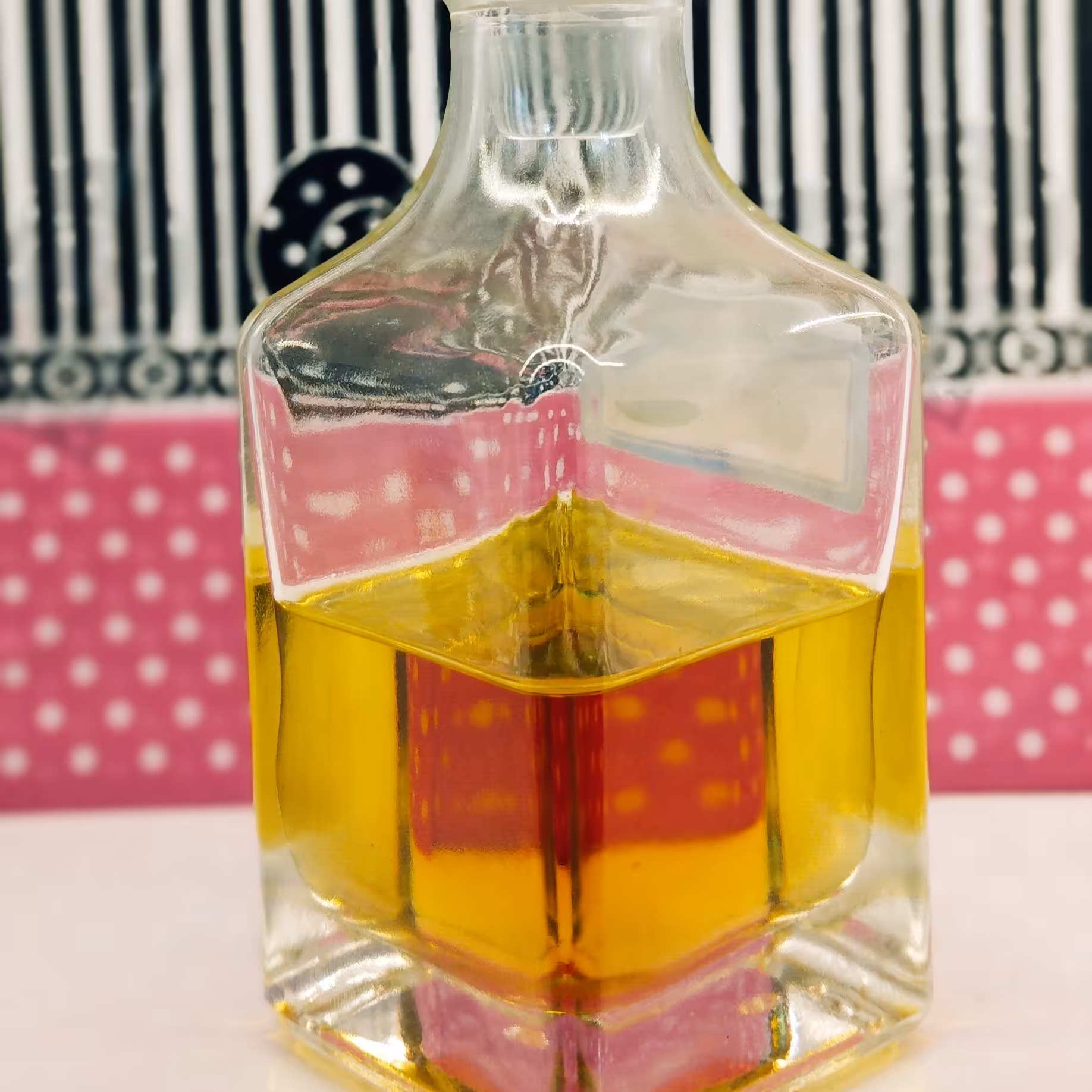 فروش عطر نرگس ( قیمت گرمی )