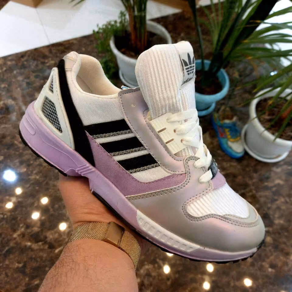 کتانی آدیداس سایز بندی و41 کف داخل دوخت وزن600گرم