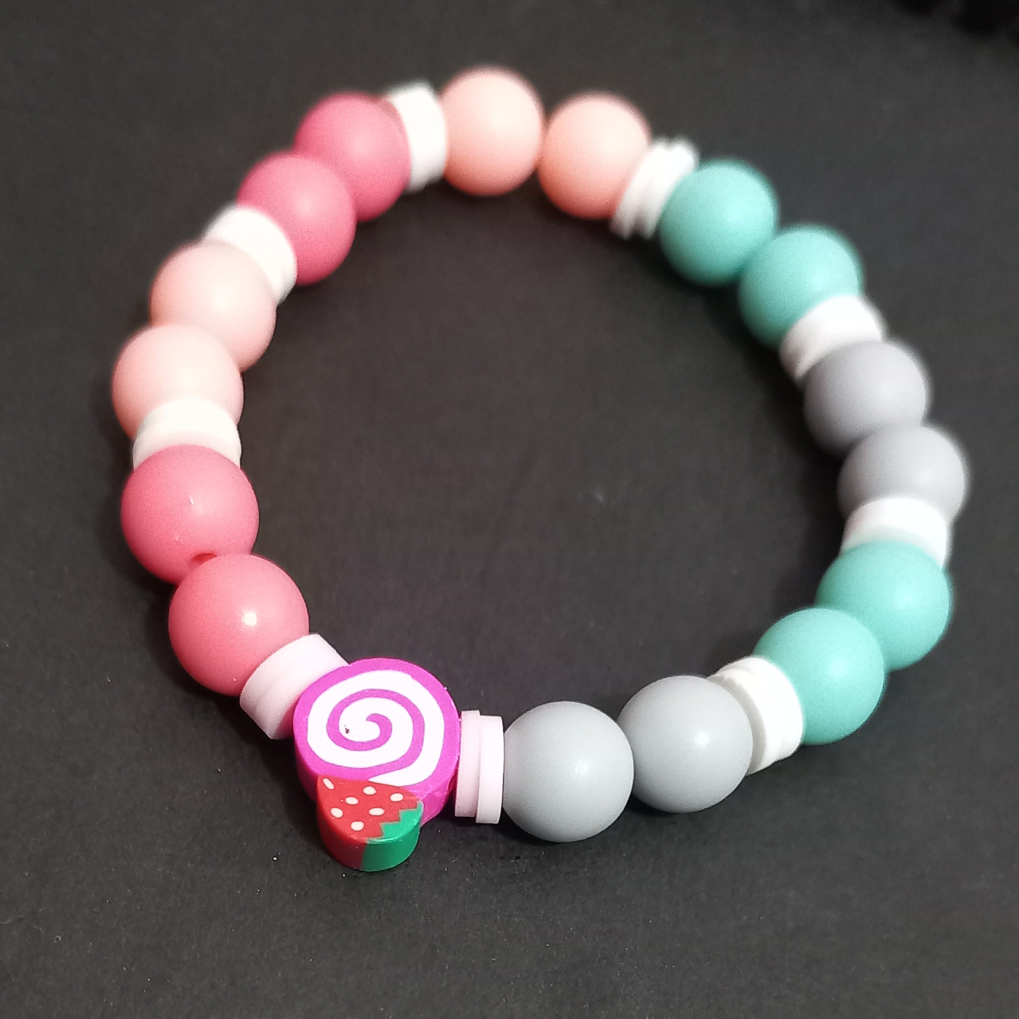 دستبند مهره ای رنگ پاستیلی(دستساز)