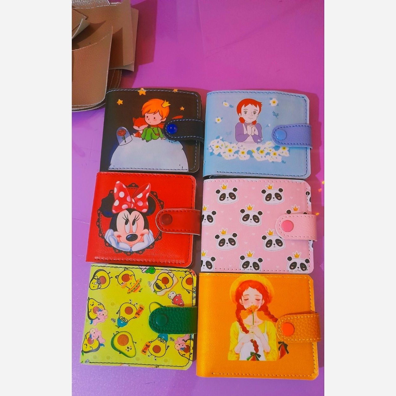 کیف پول جیبی  در طرح های مختلف