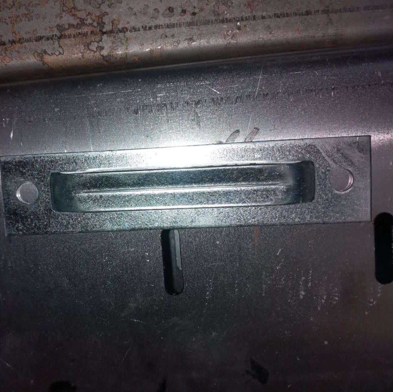 گیره گالوانیزه