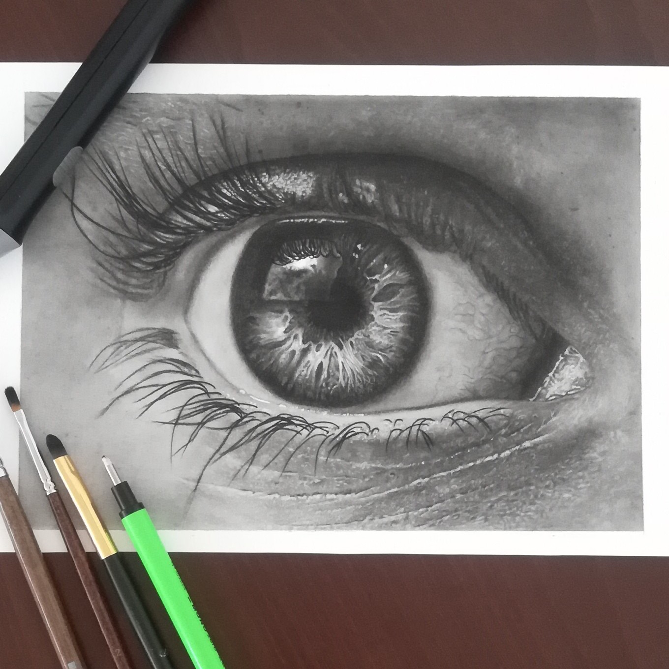 چشم سیاه قلم